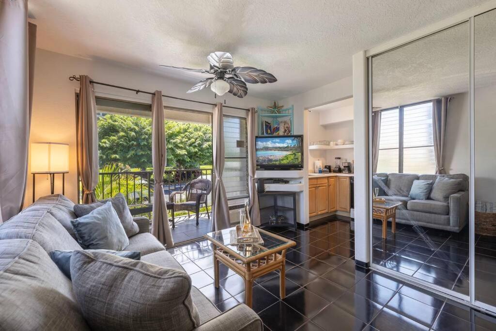 Kihei Akahi C320- Kihei Studio, Walk To Shops, Dining, & The Beach Apartment Wailea  Exterior foto